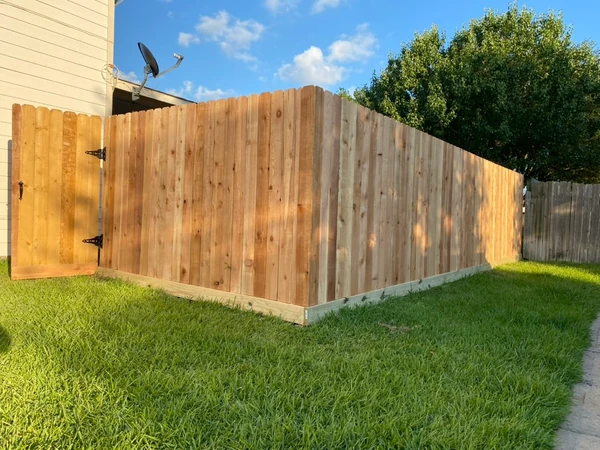 Modern privacy fencing