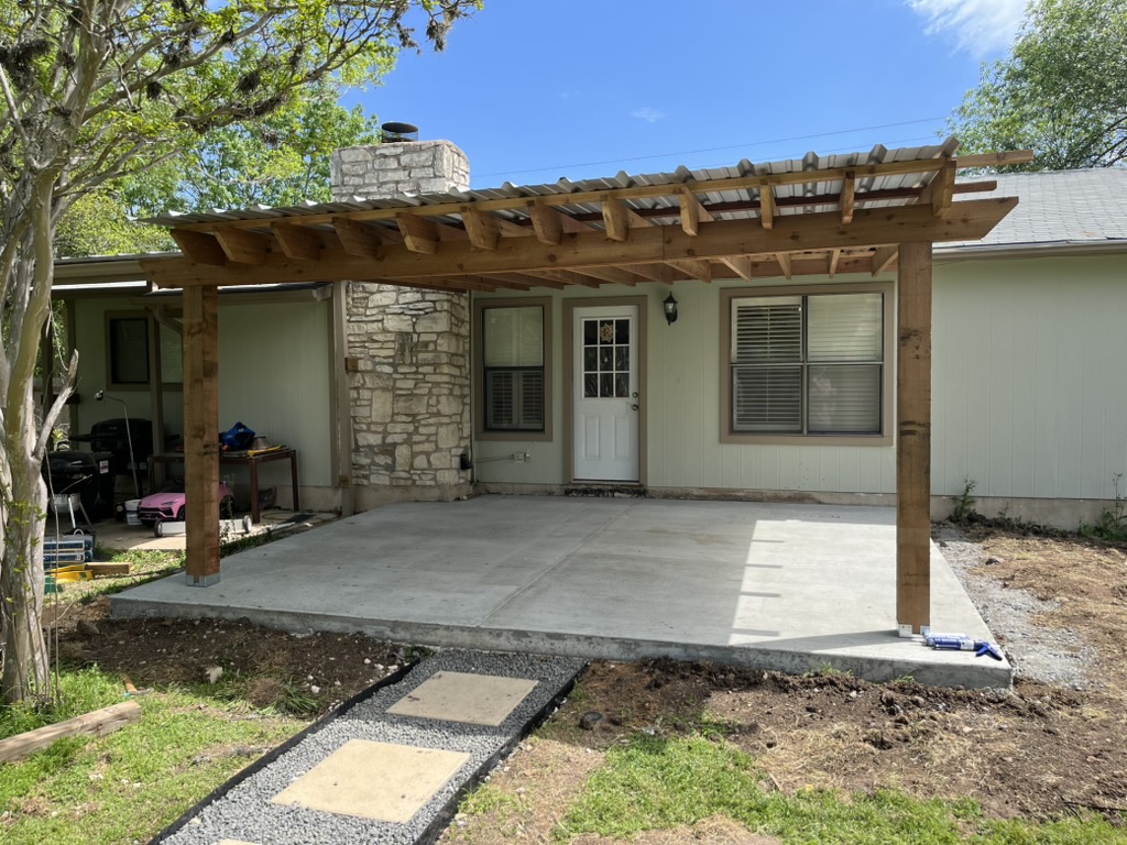 Pergola & Concrete Patio - Dripping Springs