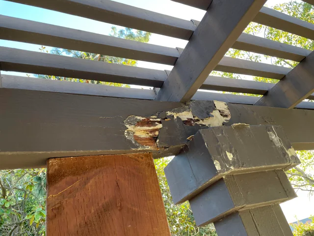 Sagging pergola beam reinforcement