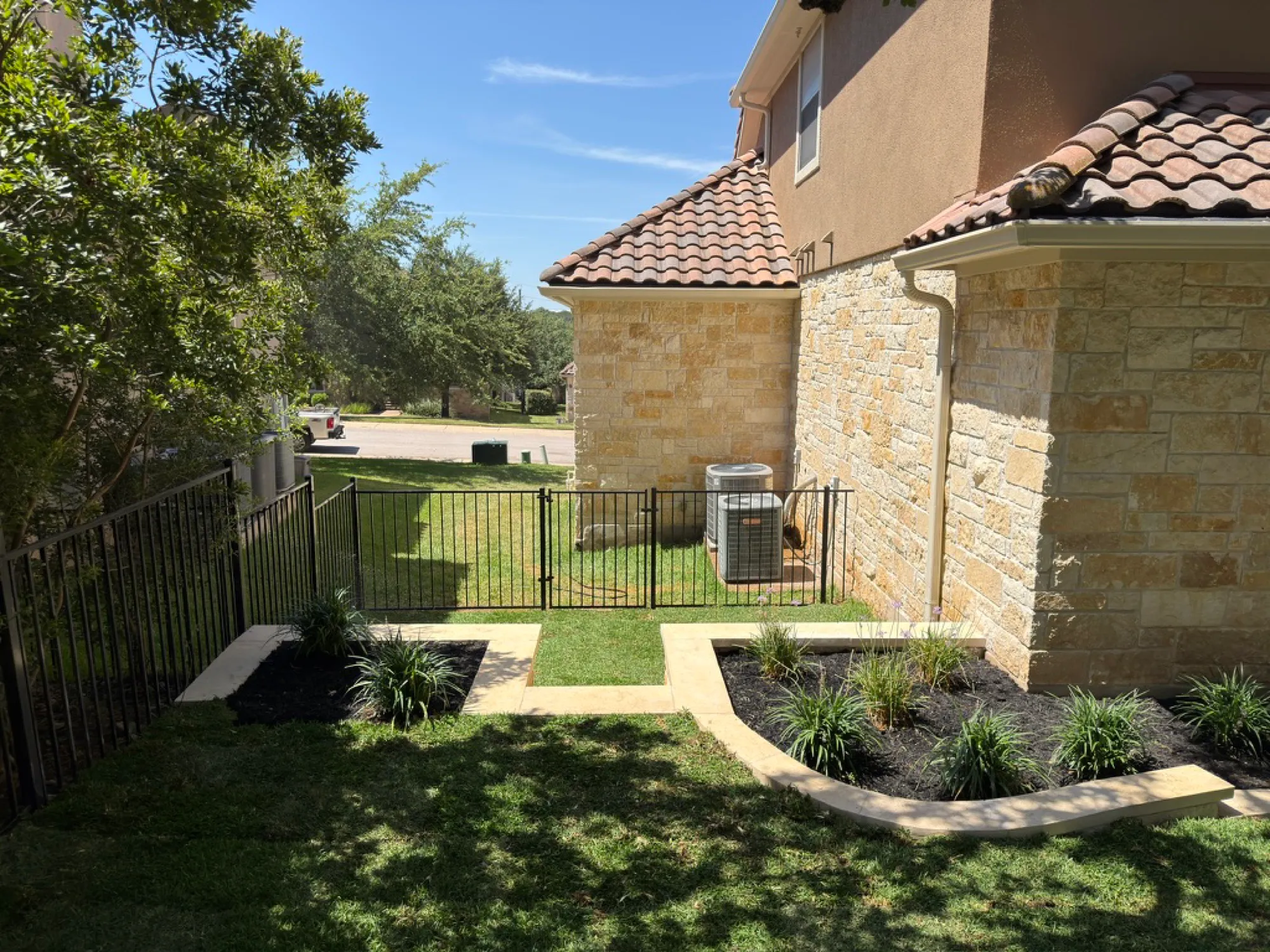 Side Yard Beds — Spillman Ranch