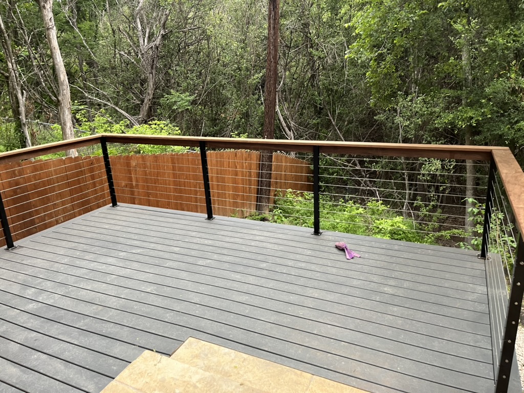 Trex Deck with Ipe Railing - Lakeway